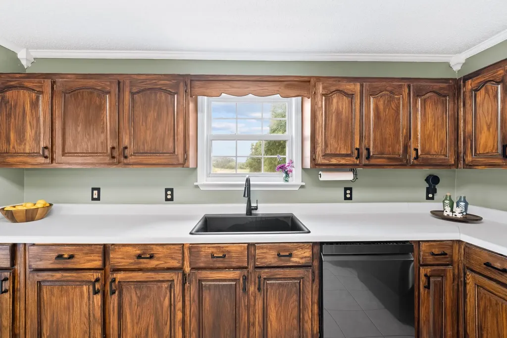 2755 Greens Mill Road Columbia TN 38401