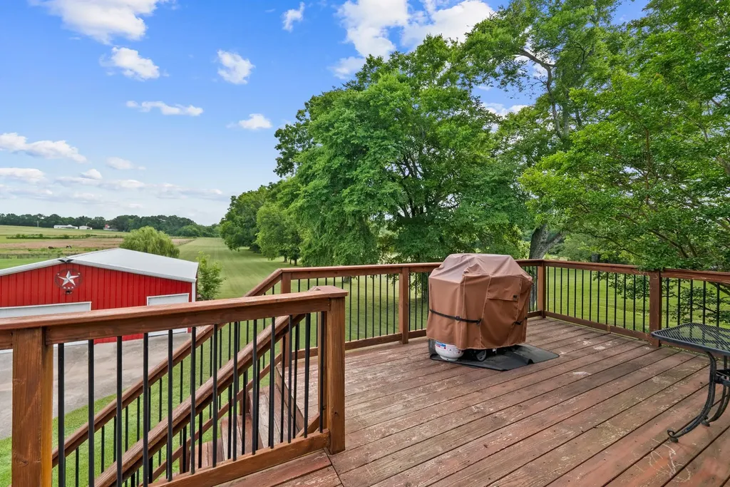 2755 Greens Mill Road Columbia TN 38401