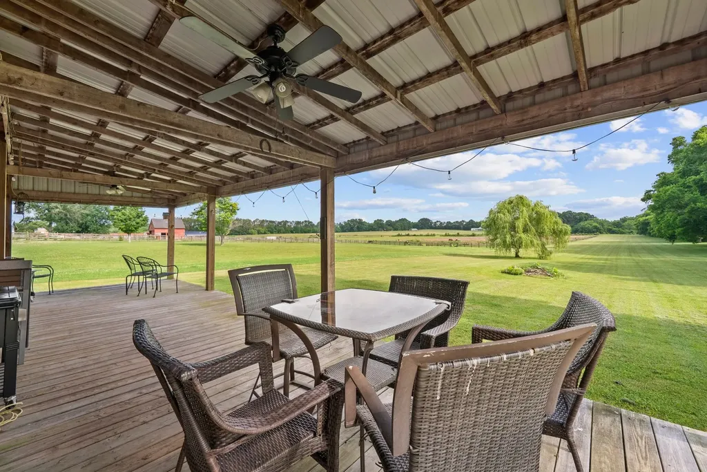2755 Greens Mill Road Columbia TN 38401