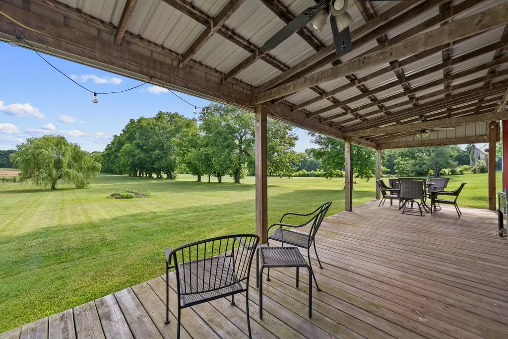 2755 Greens Mill Road Columbia TN 38401