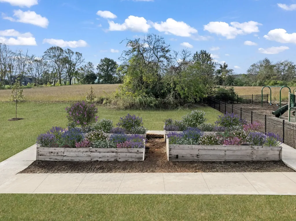 2597 Peaceful Valley Drive Columbia TN 38401