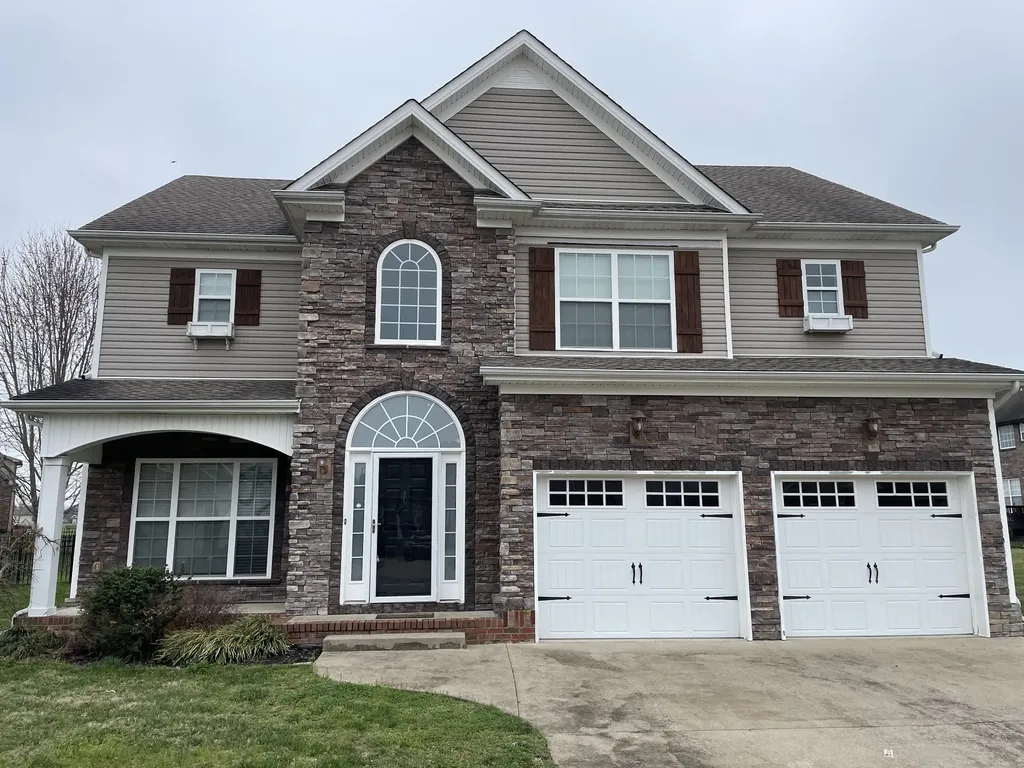 1093 Willow Circle Clarksville TN 37043