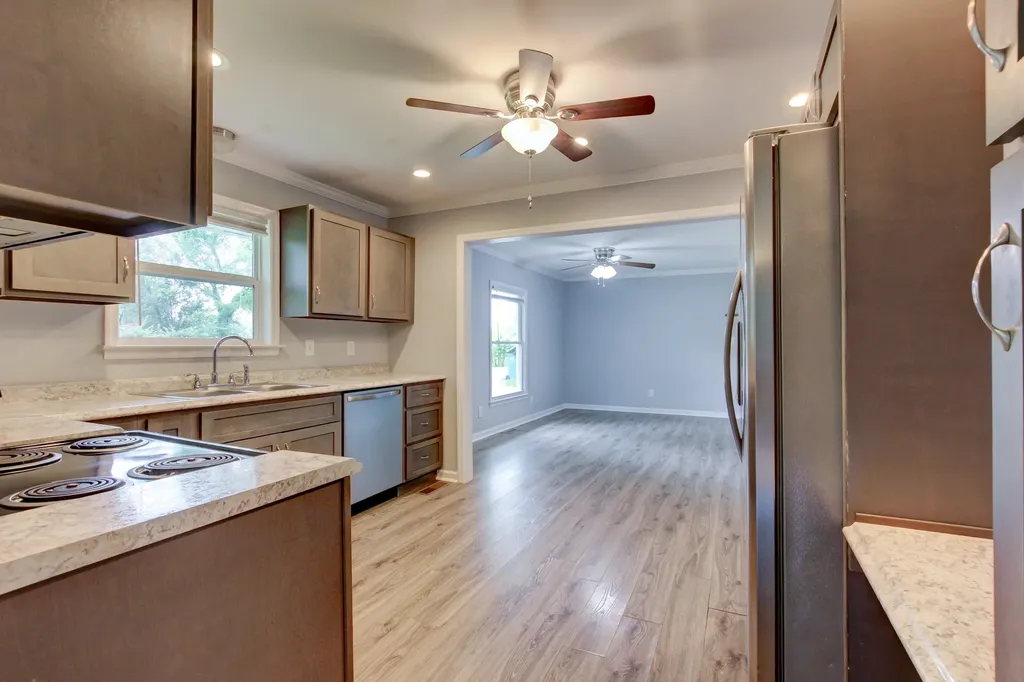 435 Circle Drive Clarksville TN 37043