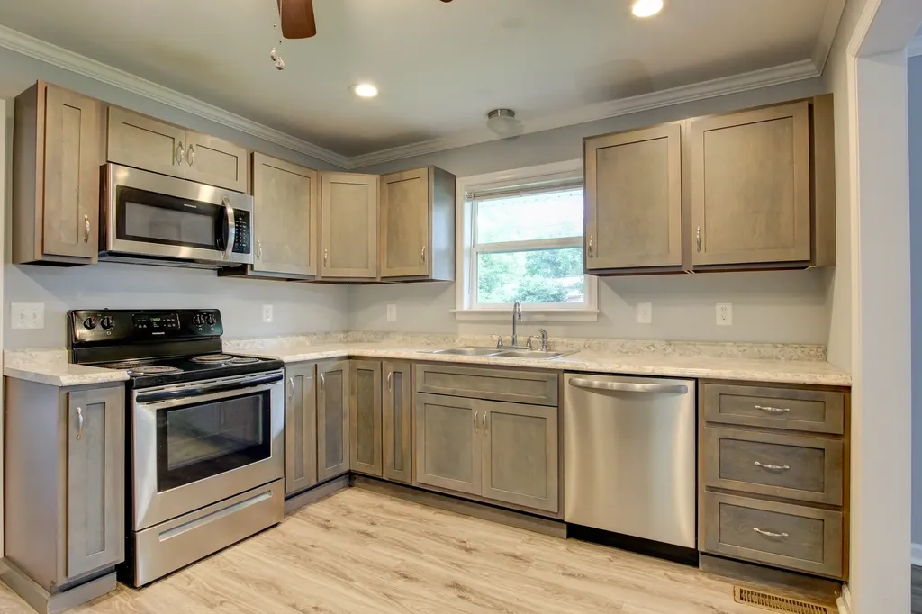 435 Circle Drive Clarksville TN 37043