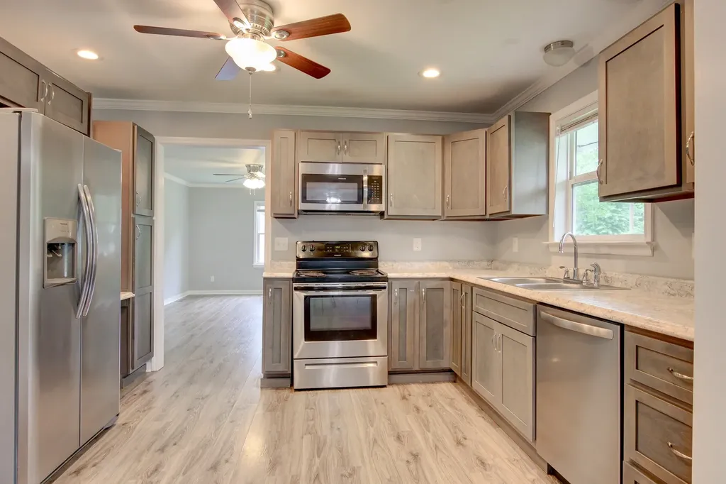 435 Circle Drive Clarksville TN 37043
