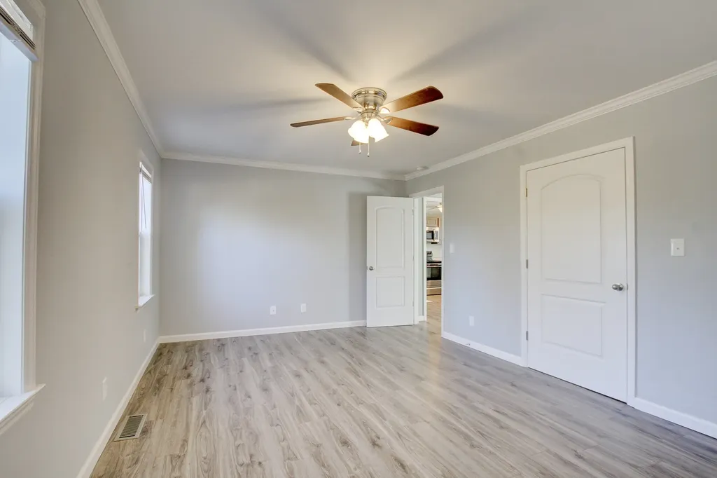 435 Circle Drive Clarksville TN 37043