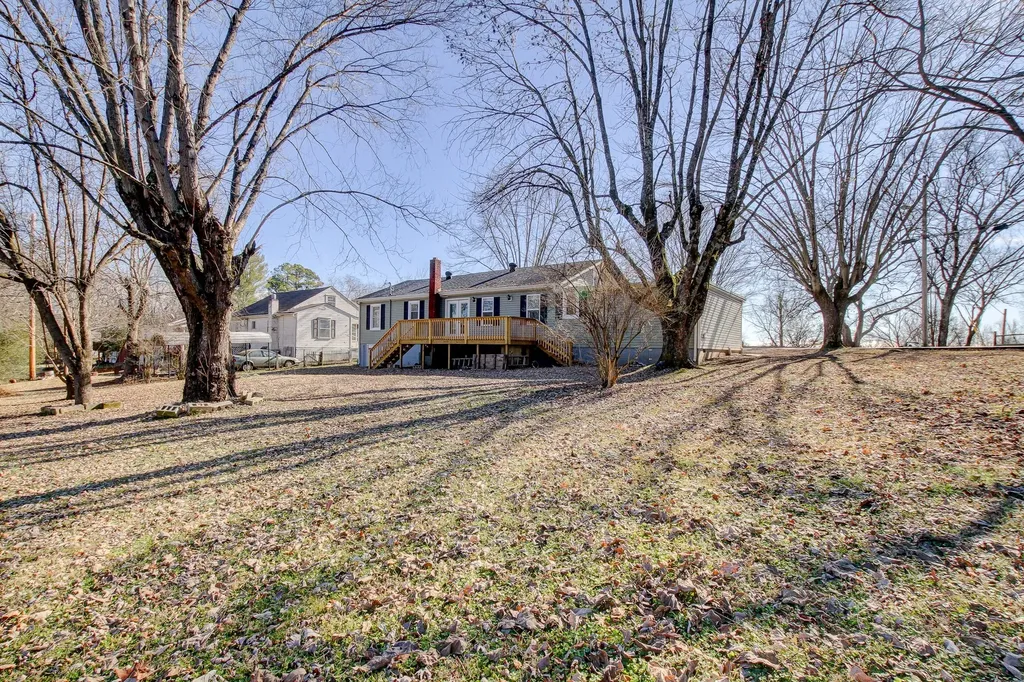 435 Circle Drive Clarksville TN 37043