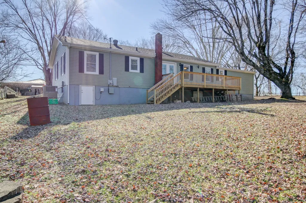 435 Circle Drive Clarksville TN 37043