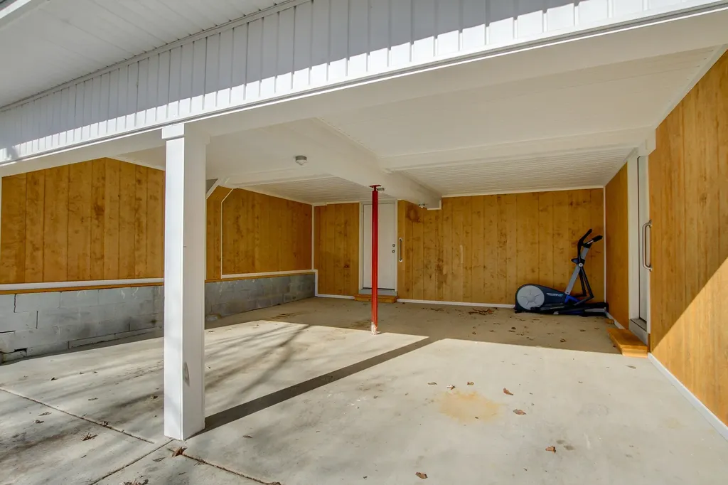435 Circle Drive Clarksville TN 37043