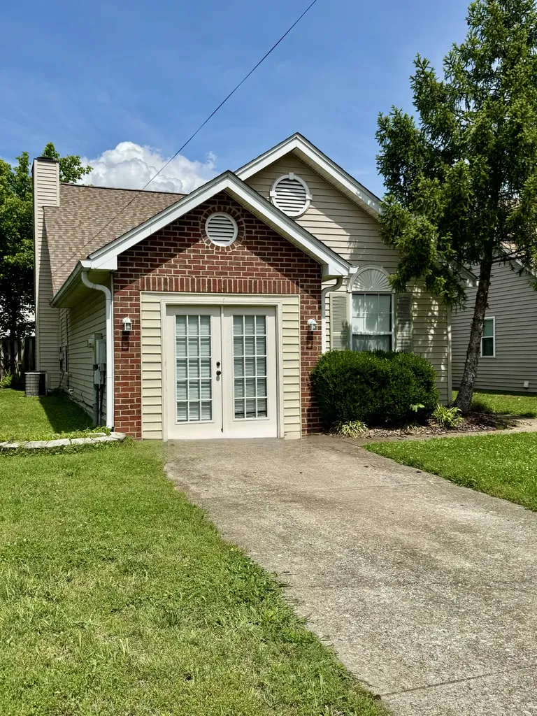 1006 Valley Drive Goodlettsville TN 37072