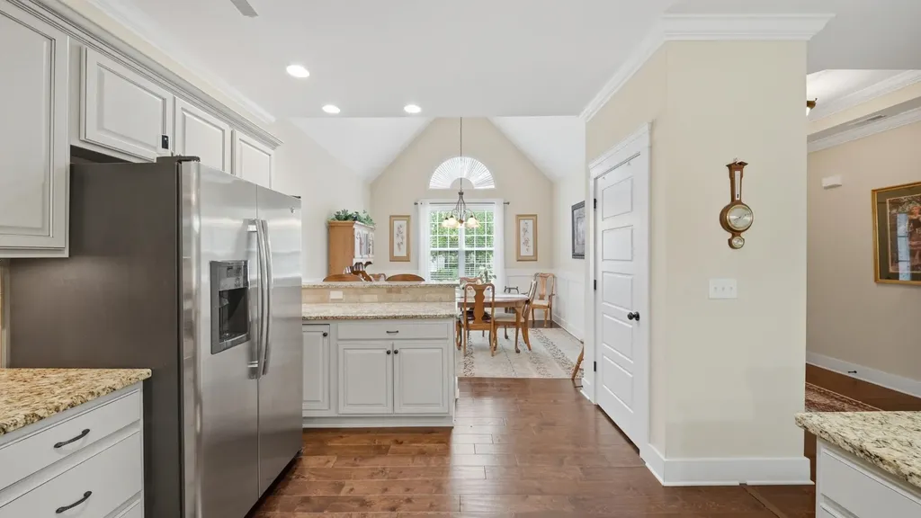 2020 Belleau Village Lane Chattanooga TN 37421