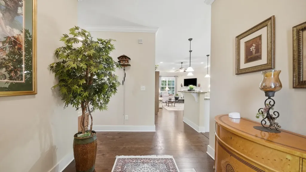 2020 Belleau Village Lane Chattanooga TN 37421
