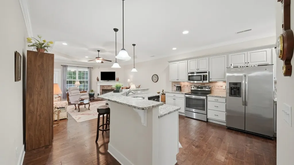 2020 Belleau Village Lane Chattanooga TN 37421