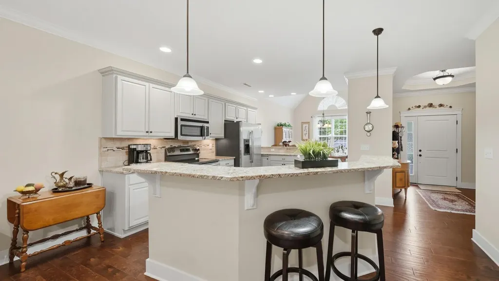 2020 Belleau Village Lane Chattanooga TN 37421
