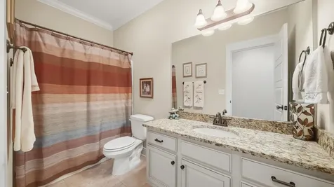 2020 Belleau Village Lane Chattanooga TN 37421
