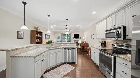 2020 Belleau Village Lane Chattanooga TN 37421