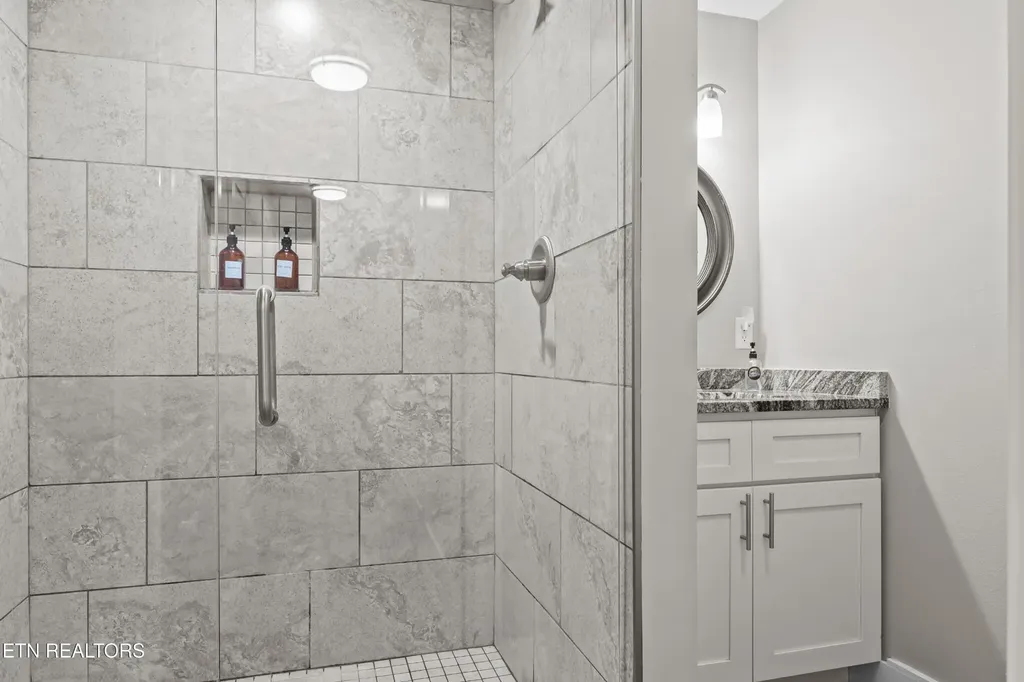 4059 Hitching Post Road Pigeon Forge TN 37863