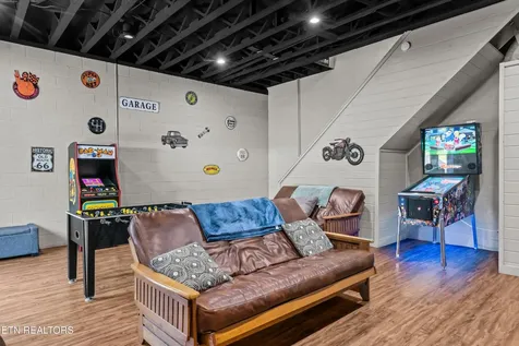 4059 Hitching Post Road Pigeon Forge TN 37863