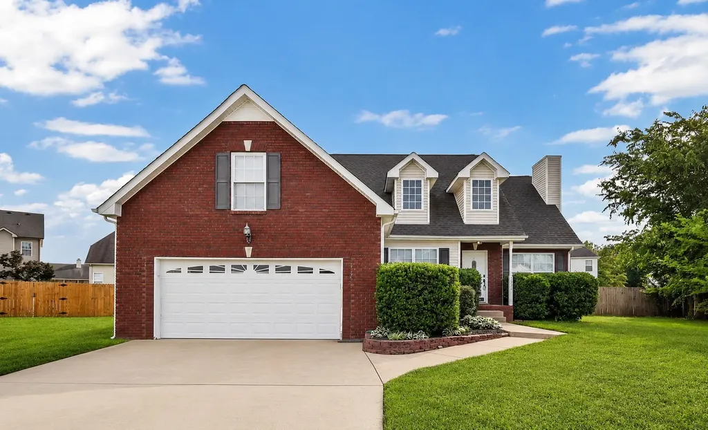 3562 Neena Court Clarksville TN 37042