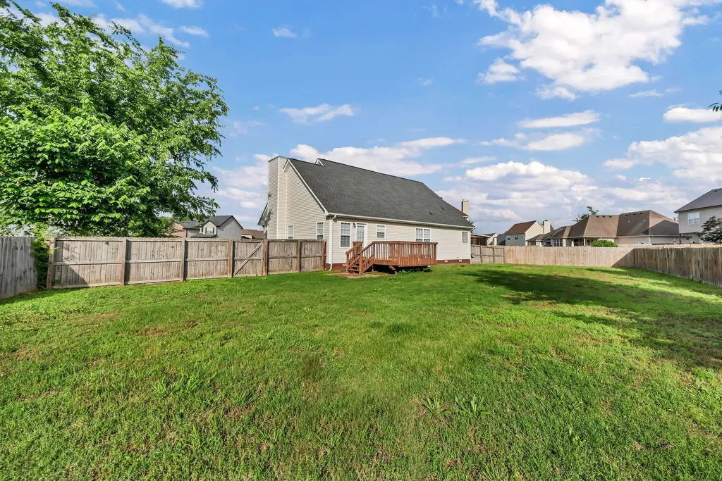 3562 Neena Court Clarksville TN 37042