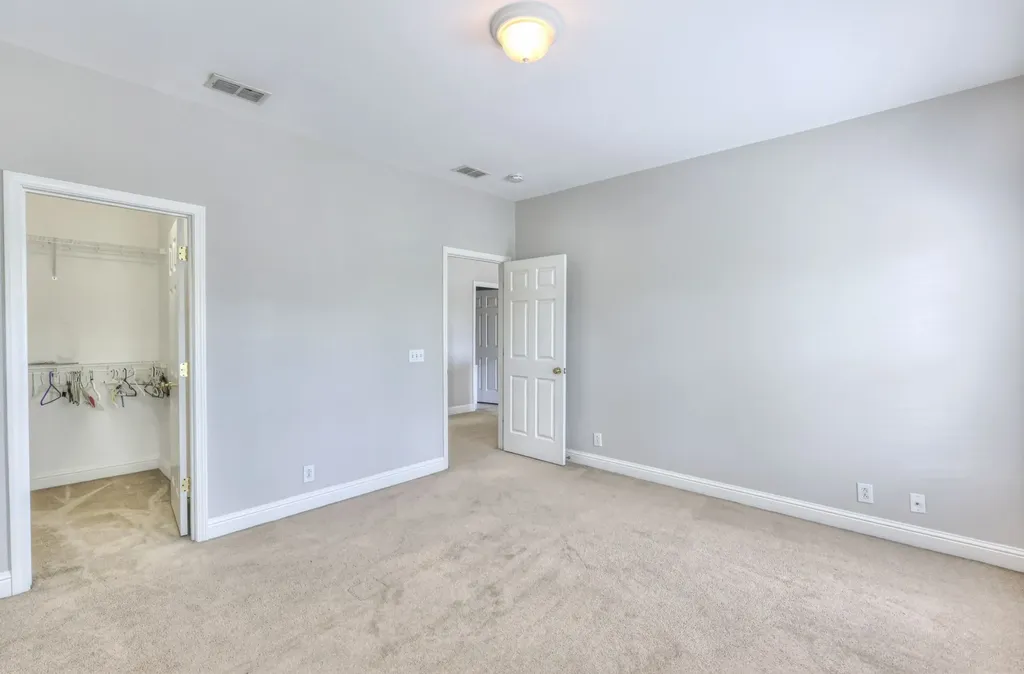 2111 Gold Valley Drive Murfreesboro TN 37130