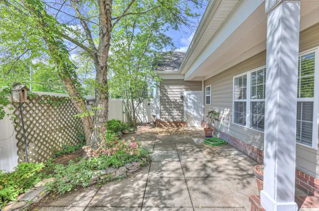 2111 Gold Valley Drive Murfreesboro TN 37130
