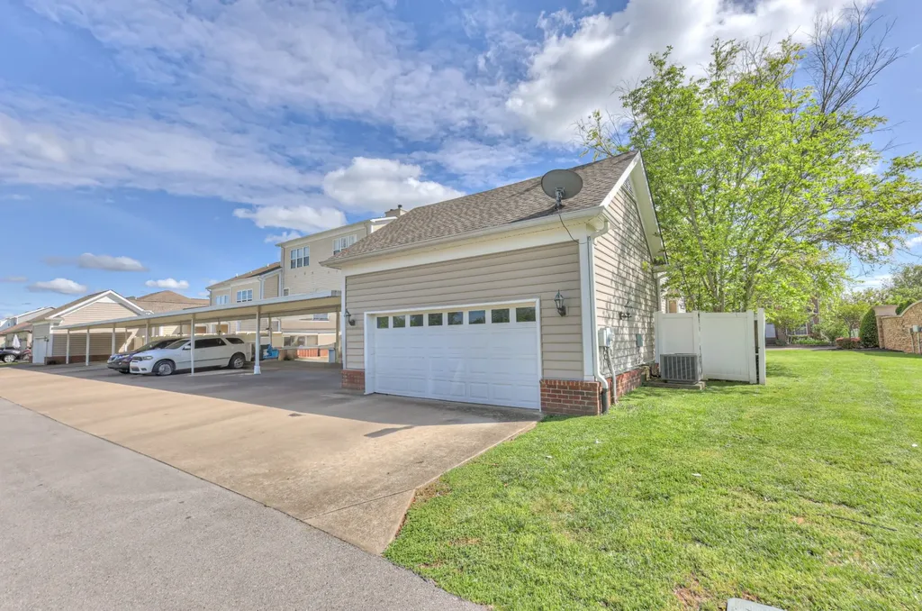 2111 Gold Valley Drive Murfreesboro TN 37130
