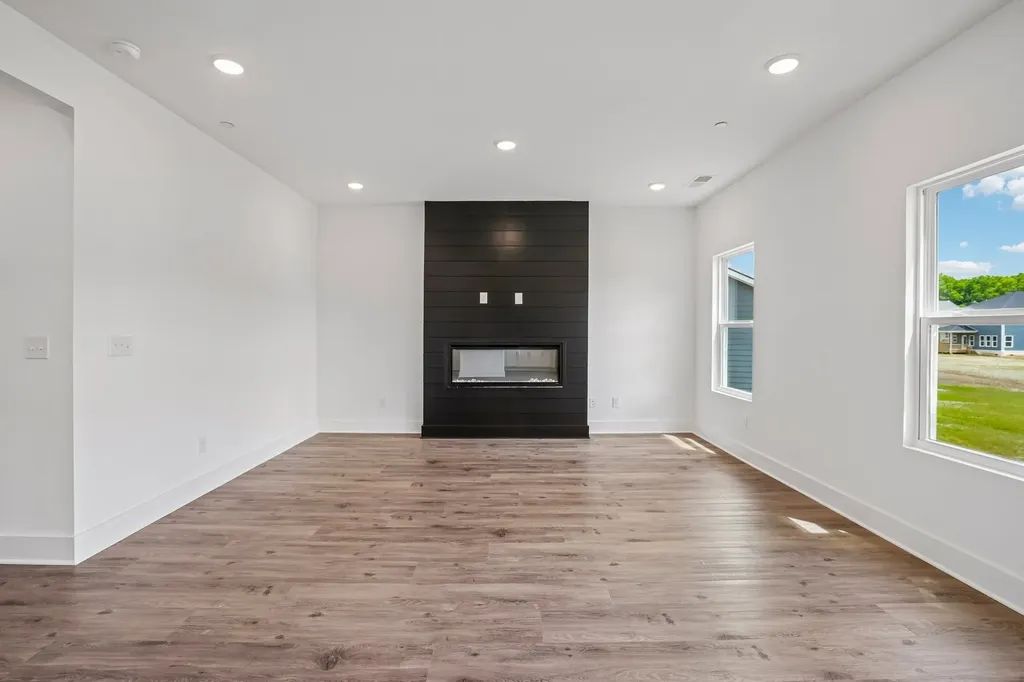 3201 Gravity Drive Columbia TN 38401