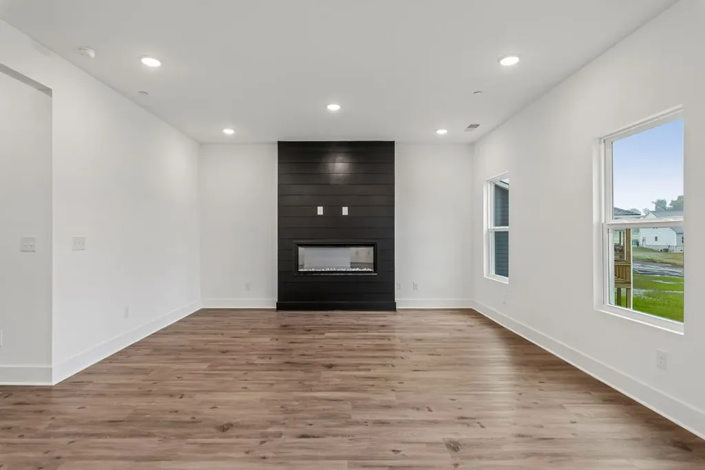 3201 Gravity Drive Columbia TN 38401