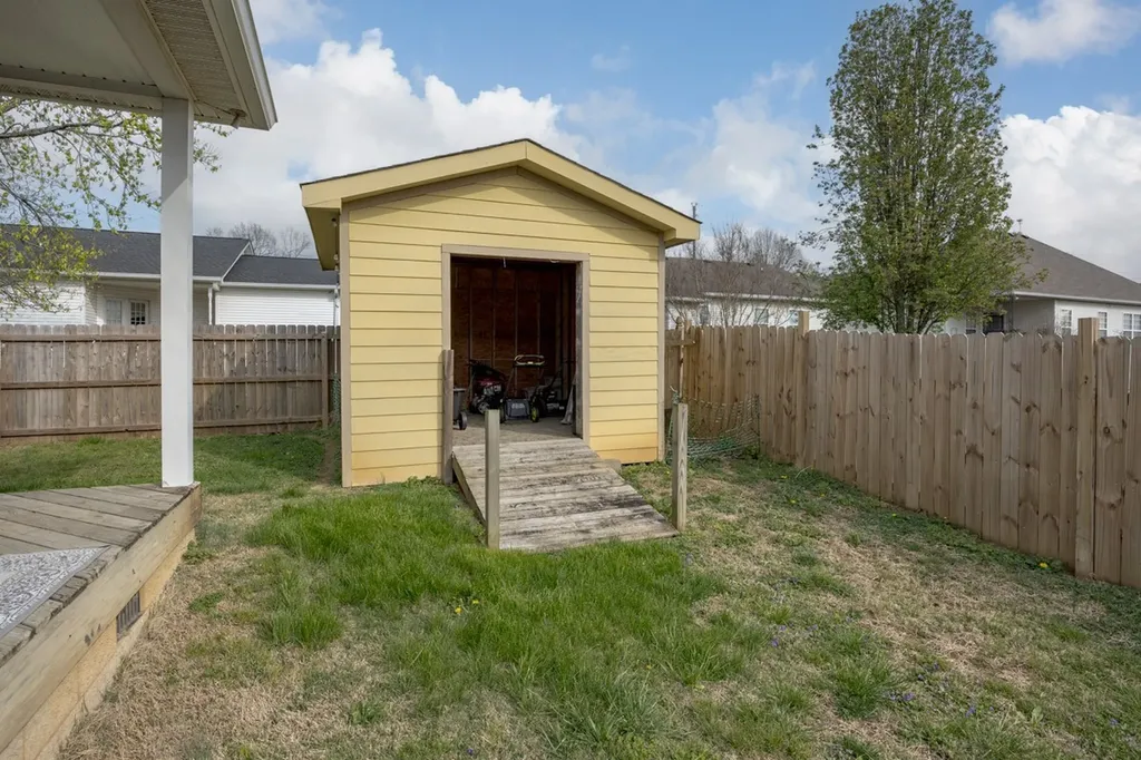 124 Shannon Avenue Madison TN 37115