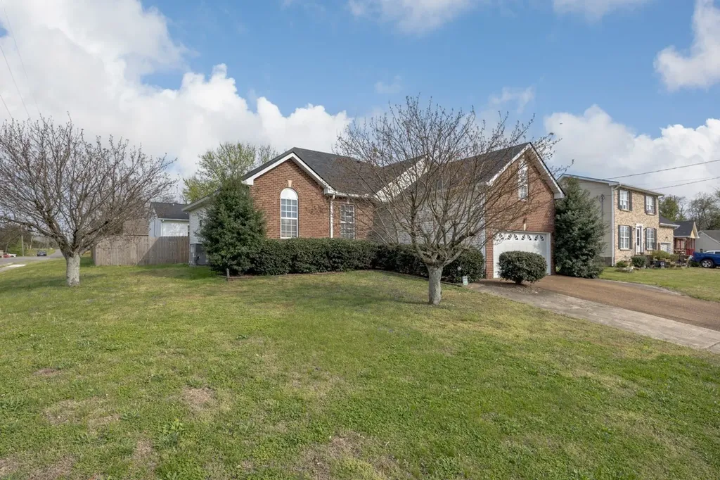 124 Shannon Avenue Madison TN 37115