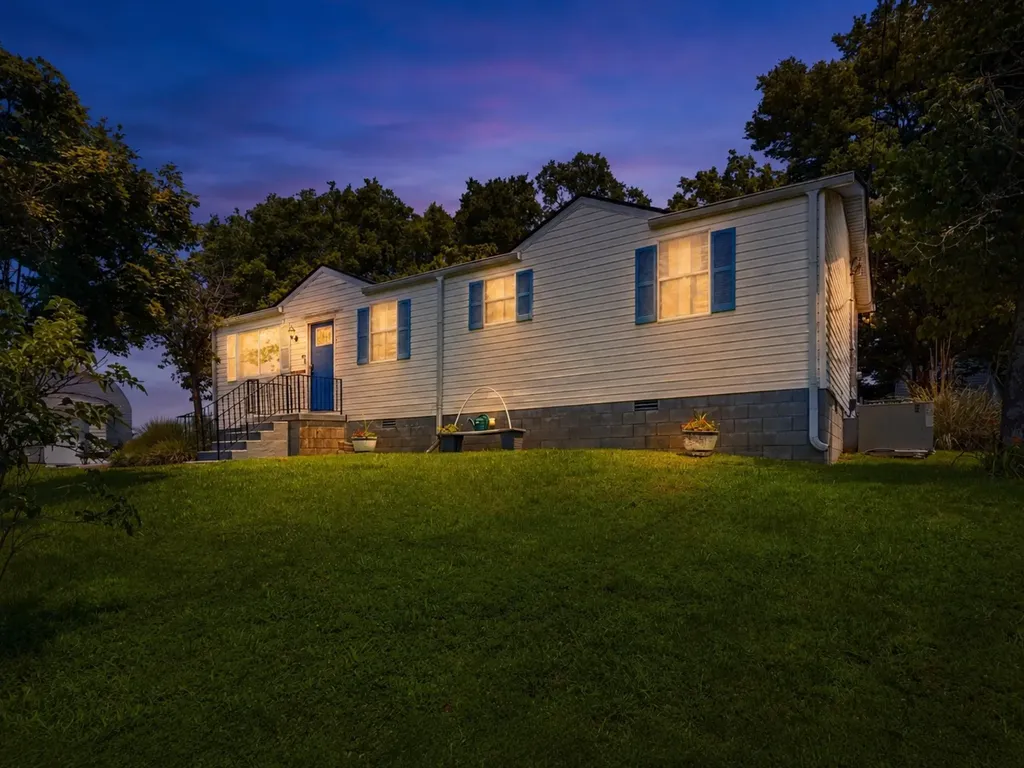 103 Ridgeview Court La Vergne TN 37086