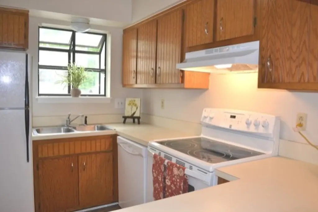 2135 Acklen Avenue Nashville TN 37212