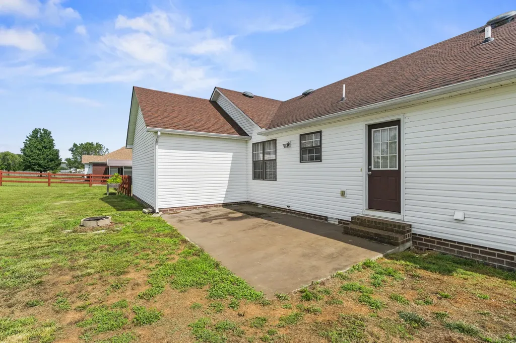 2128 Horton Way Lewisburg TN 37091