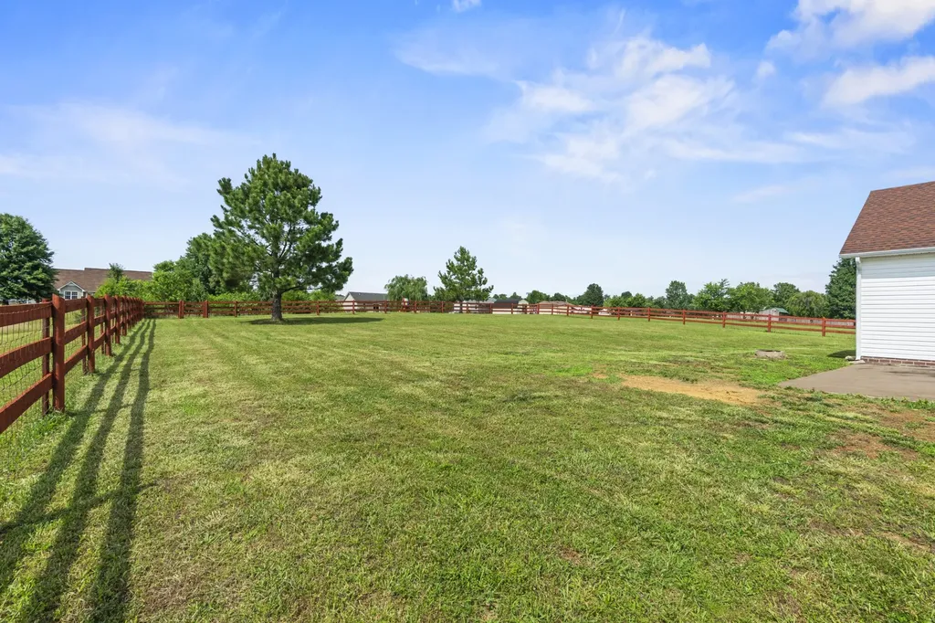 2128 Horton Way Lewisburg TN 37091
