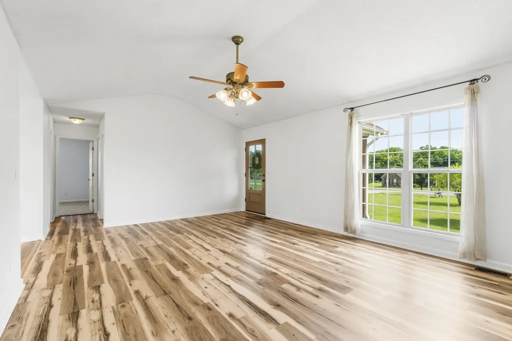 2128 Horton Way Lewisburg TN 37091