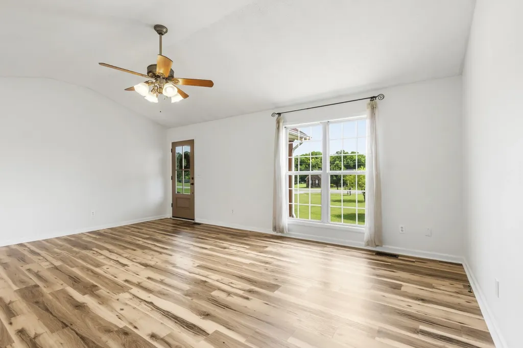2128 Horton Way Lewisburg TN 37091