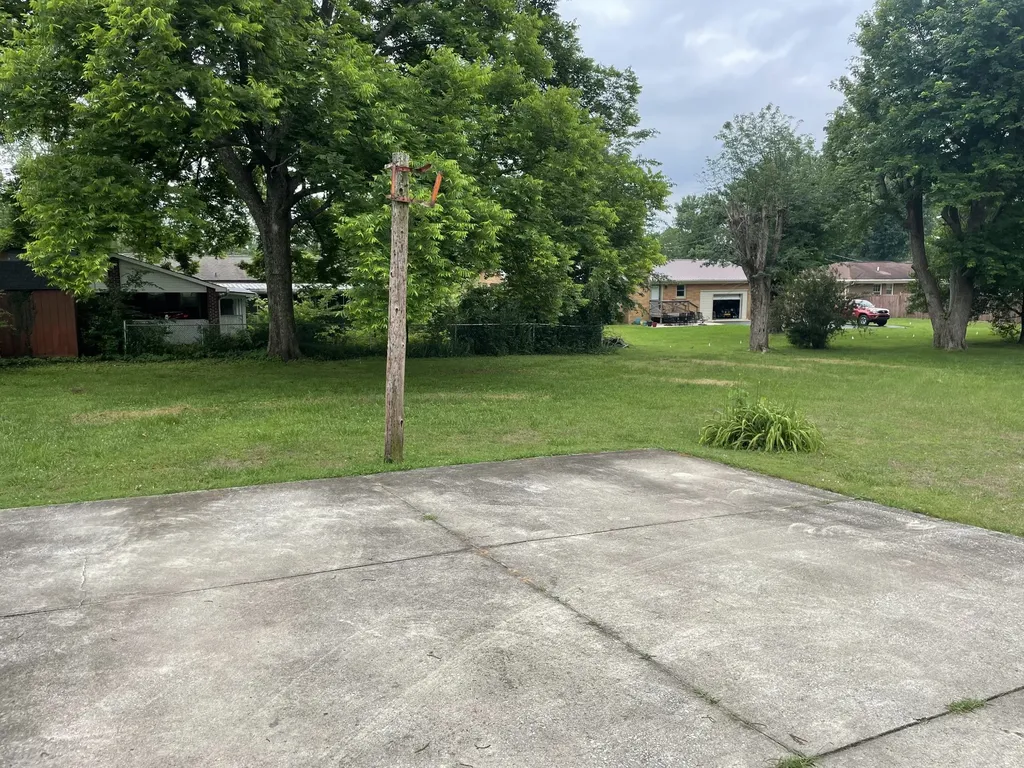 135 Bel Aire Drive Winchester TN 37398