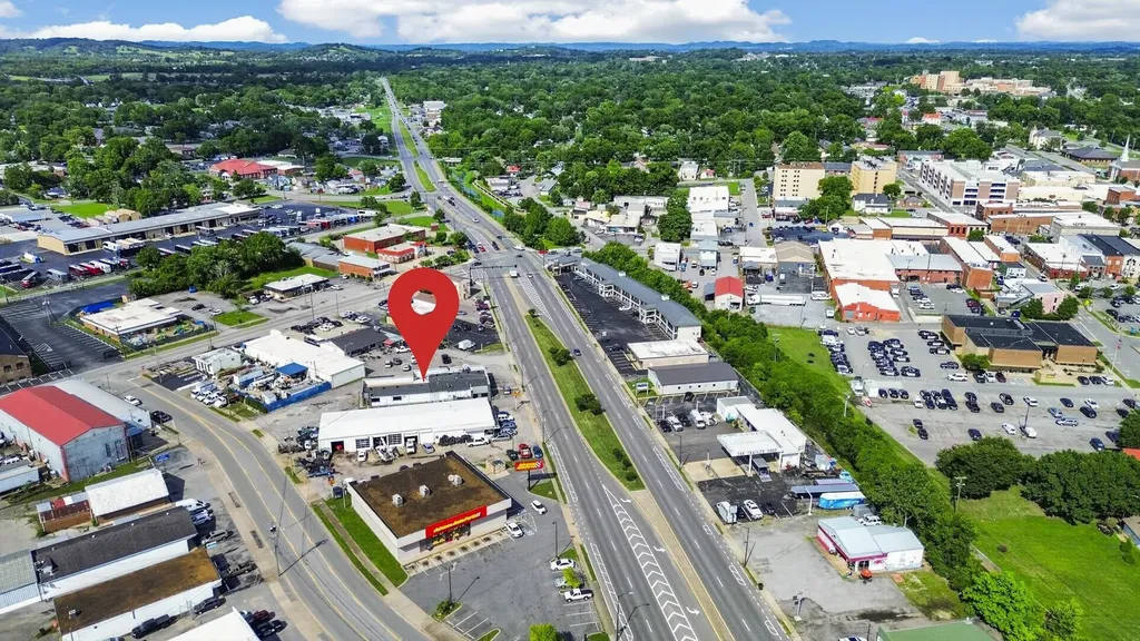 134 W Broadway Gallatin TN 37066