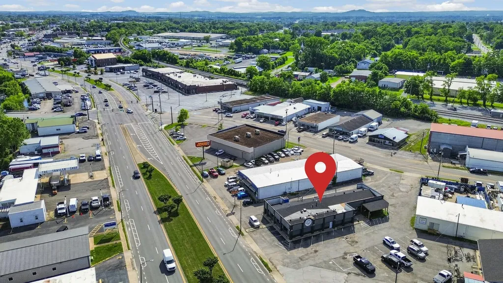 134 W Broadway Gallatin TN 37066