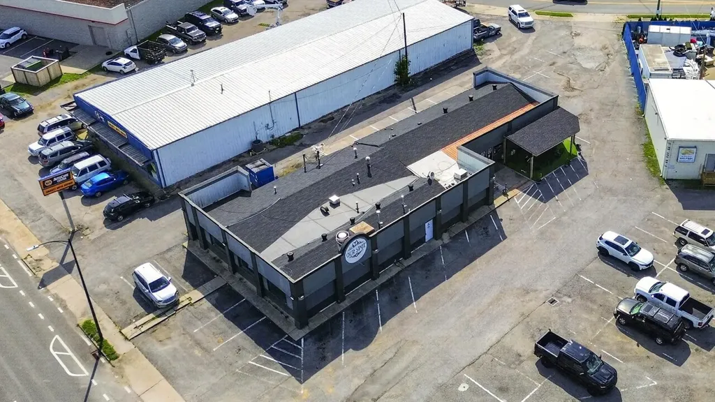 134 W Broadway Gallatin TN 37066