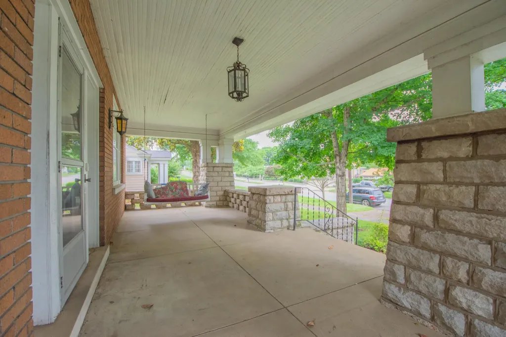 311 S 3rd Street Pulaski TN 38478