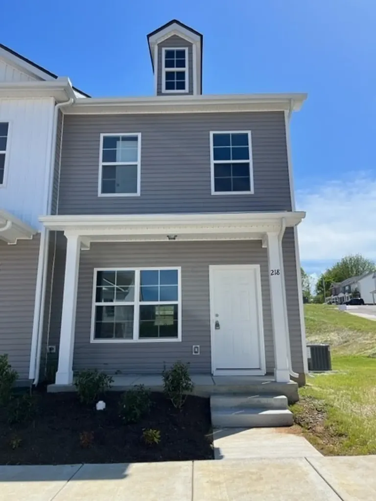 218 Tara Court Columbia TN 38401