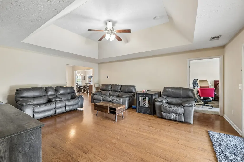 160 Granda Flora Drive White House TN 37188