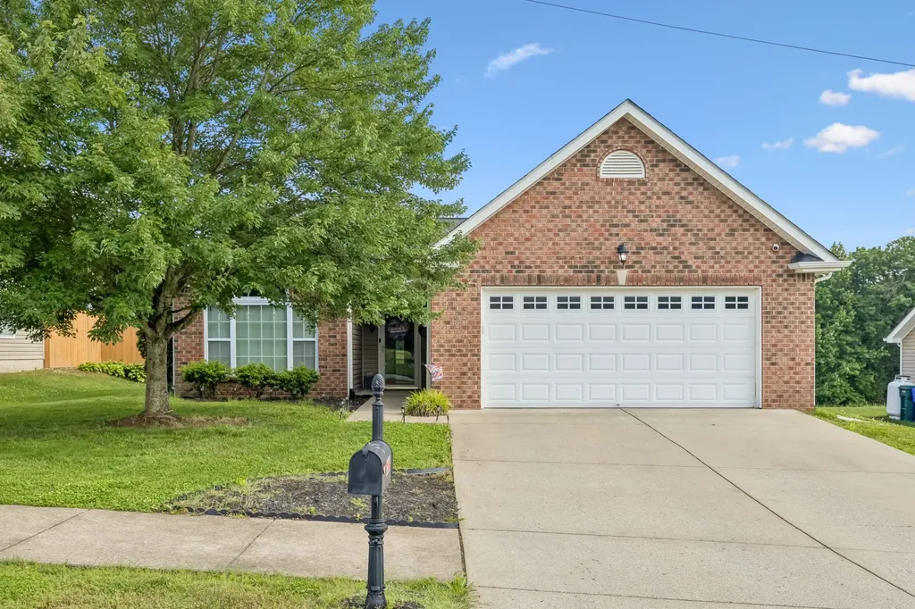 160 Granda Flora Drive White House TN 37188