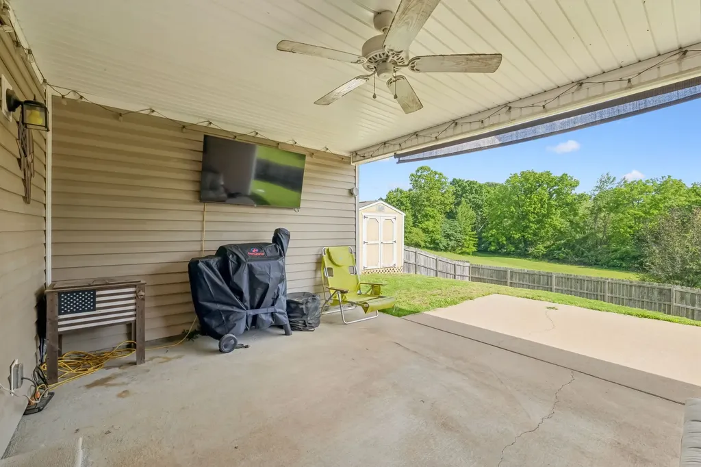160 Granda Flora Drive White House TN 37188