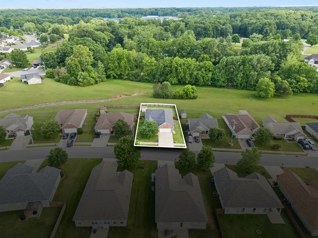 160 Granda Flora Drive White House TN 37188