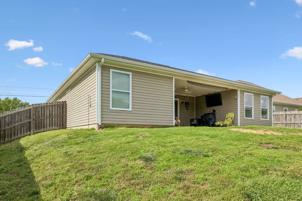 160 Granda Flora Drive White House TN 37188