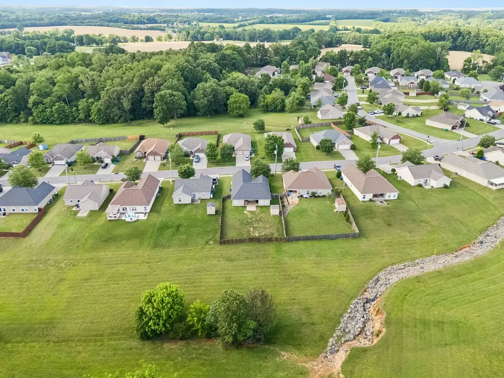 160 Granda Flora Drive White House TN 37188