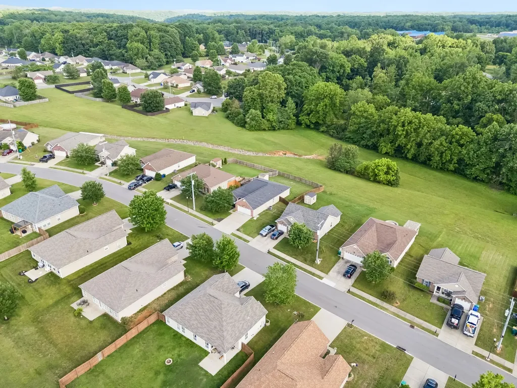 160 Granda Flora Drive White House TN 37188